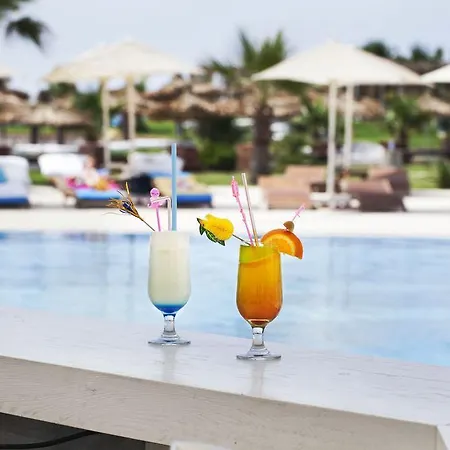 Kairaba Alaçatı Resort&spa 2*